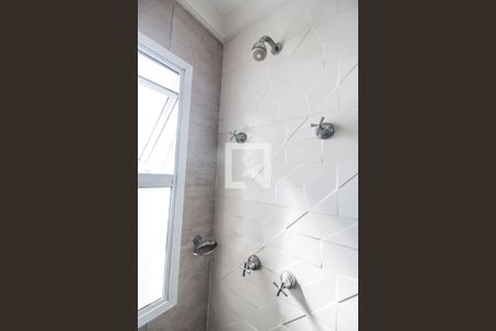 Apartamento à venda com 57m², 2 quartos e 1 vaga Apartamento à venda com 57m², 2 quartos e 1 vagaBanheiro