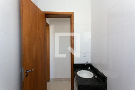 Banheiro de apartamento à venda com 2 quartos, 54m² em Vila Matilde, São Paulo