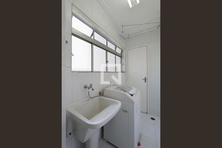 Apartamento para alugar com 81m², 2 quartos e 1 vaga Apartamento para alugar com 81m², 2 quartos e 1 vagaÁrea de serviço