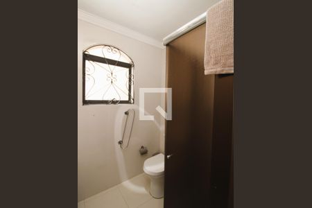 Casa para alugar com 200m², 3 quartos e 4 vagasBanheiro da Suíte 2