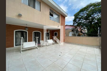 Casa para alugar com 200m², 3 quartos e 4 vagas Casa para alugar com 200m², 3 quartos e 4 vagasÁrea externa