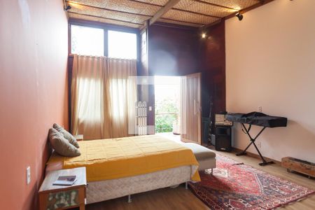 Casa de condomínio à venda com 350m², 3 quartos e 2 vagassuite hospedes