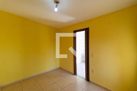 Casa à venda com 200m², 4 quartos e 4 vagasSuíte da Edícula