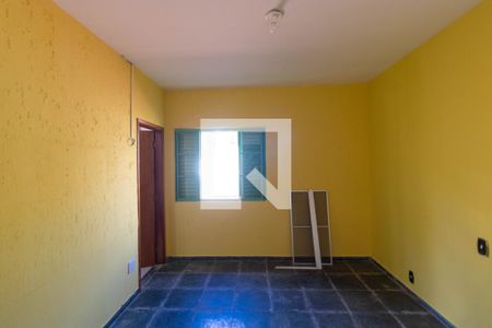 Casa à venda com 200m², 4 quartos e 4 vagasSuíte
