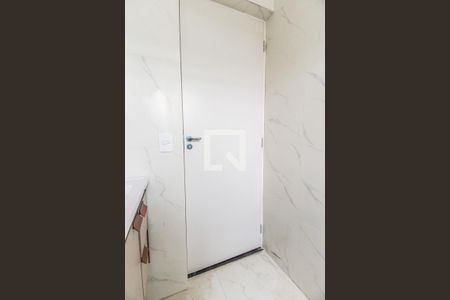 Studio para alugar com 65m², 2 quartos e 1 vaga Studio para alugar com 65m², 2 quartos e 1 vagaBanheiro