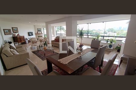 Apartamento à venda com 218m², 5 quartos e 4 vagasSala