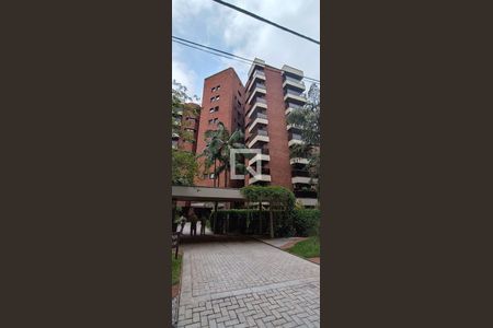 Apartamento à venda com 218m², 5 quartos e 4 vagasFachada