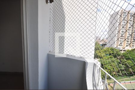 Apartamento à venda com 70m², 2 quartos e 1 vagaSacada da Sala