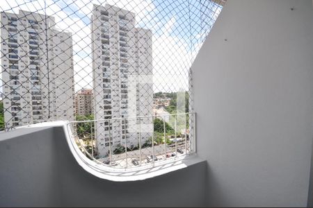 Apartamento à venda com 70m², 2 quartos e 1 vagaSacada da Sala