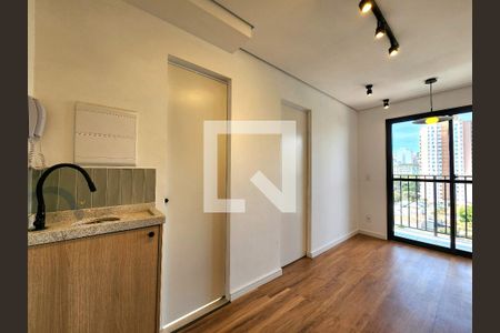 Sala/Cozinha de apartamento à venda com 1 quarto, 27m² em Vila Olímpia, São Paulo