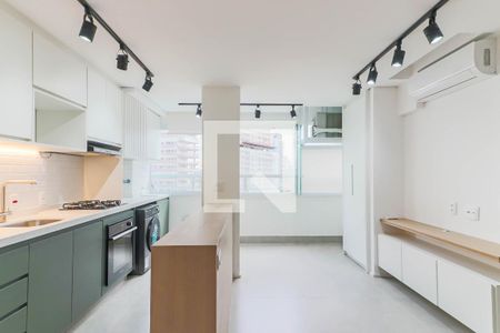 Sala / Cozinha / Lavanderia de apartamento para alugar com 2 quartos, 45m² em Butantã, São Paulo