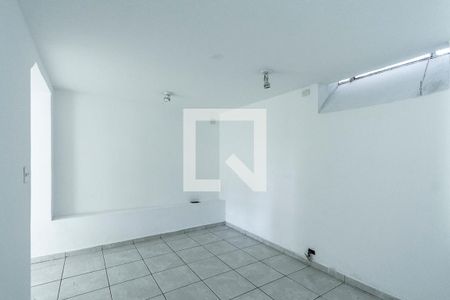 Casa à venda com 105m², 2 quartos e 2 vagasedícula