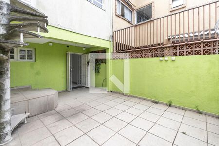 Casa à venda com 105m², 2 quartos e 2 vagasedícula