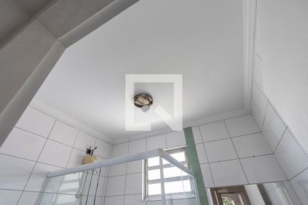 Casa à venda com 105m², 2 quartos e 2 vagasBanheiro do Quarto 1