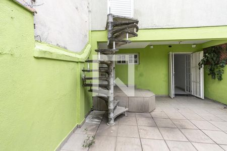 Casa à venda com 105m², 2 quartos e 2 vagasedícula