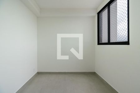 Quarto 1 de apartamento para alugar com 2 quartos, 35m² em Vila Mira, São Paulo