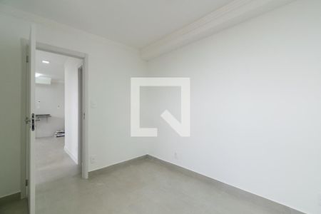 Quarto 1 de apartamento para alugar com 2 quartos, 35m² em Vila Mira, São Paulo