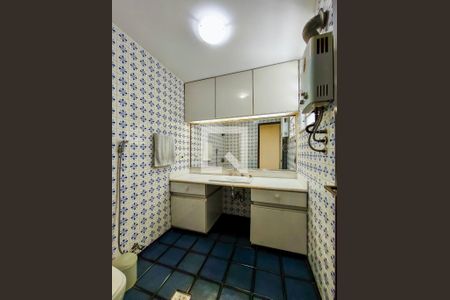 Apartamento para alugar com 130m², 3 quartos e 1 vagaBanheiro Corredor