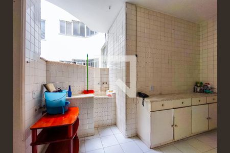 Apartamento para alugar com 130m², 3 quartos e 1 vagaÁrea de Serviço