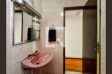 Apartamento para alugar com 130m², 3 quartos e 1 vagaBanheiro Corredor