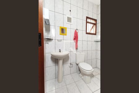 Apartamento para alugar com 55m², 2 quartos e sem vaga Apartamento para alugar com 55m², 2 quartos e sem vagaBanheiro