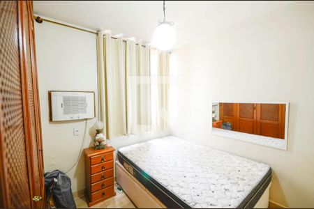 Quarto de apartamento para alugar com 2 quartos, 60m² em São Cristóvão, Rio de Janeiro