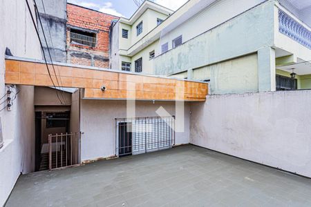 Casa para alugar com 65m², 1 quarto e 2 vagas Casa para alugar com 65m², 1 quarto e 2 vagasVaranda