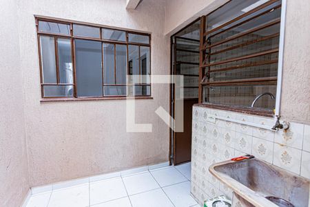 Casa para alugar com 65m², 1 quarto e 2 vagas Casa para alugar com 65m², 1 quarto e 2 vagasÁrea de Serviço