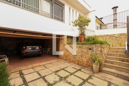 Casa à venda com 216m², 3 quartos e 3 vagasGaragem