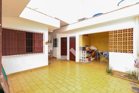 Casa à venda com 216m², 3 quartos e 3 vagasÁrea de Serviço