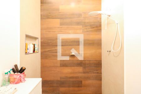 Casa à venda com 216m², 3 quartos e 3 vagasBanheiro