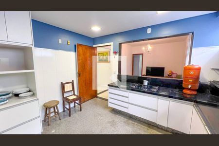 Apartamento à venda com 210m², 5 quartos e 3 vagasCozinha