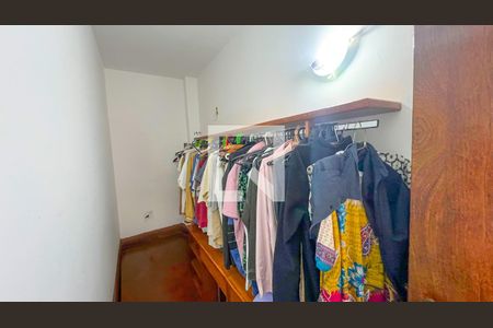 Apartamento à venda com 210m², 5 quartos e 3 vagasQuarto 5