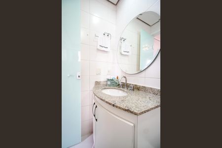 Apartamento à venda com 92m², 2 quartos e 2 vagasBanheiro da suíte 02