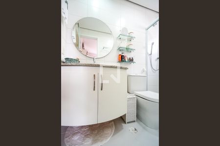 Apartamento à venda com 92m², 2 quartos e 2 vagasBanheiro da suíte 02