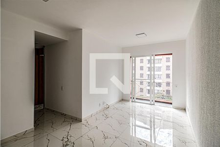 sala de apartamento para alugar com 3 quartos, 62m² em Parque Bristol, São Paulo