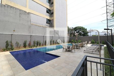 Apartamento à venda com 37m², 2 quartos e sem vagaÁrea comum - Piscina