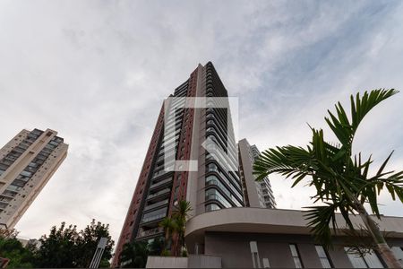 Apartamento à venda com 92m², 2 quartos e 2 vagas Apartamento à venda com 92m², 2 quartos e 2 vagasFachada