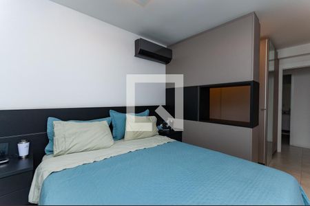 Apartamento à venda com 92m², 2 quartos e 2 vagas Apartamento à venda com 92m², 2 quartos e 2 vagasSuíte