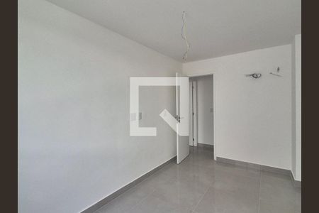 Apartamento para alugar com 71m², 2 quartos e 2 vagasQuarto