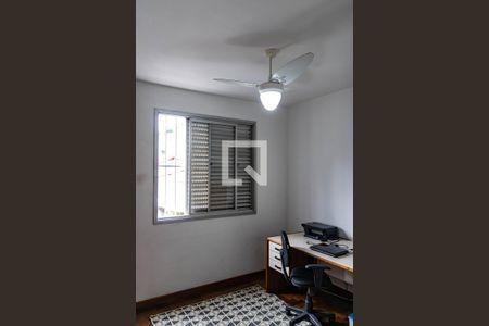 Apartamento à venda com 140m², 4 quartos e 2 vagasQuarto 2