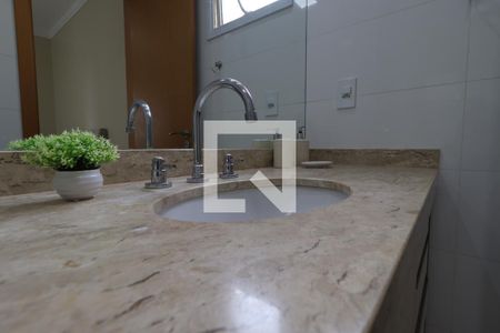 Apartamento para alugar com 85m², 2 quartos e 2 vagasBanheiro da Suíte 2