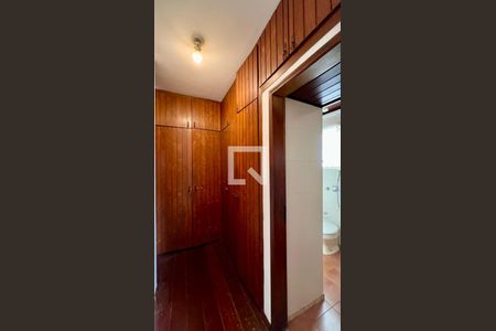 Apartamento à venda com 160m², 4 quartos e 2 vagascloset