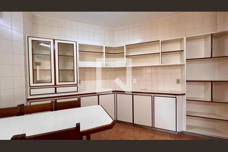 Apartamento à venda com 160m², 4 quartos e 2 vagascozinha