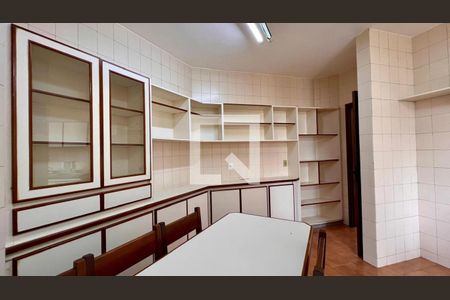 Apartamento à venda com 160m², 4 quartos e 2 vagascozinha