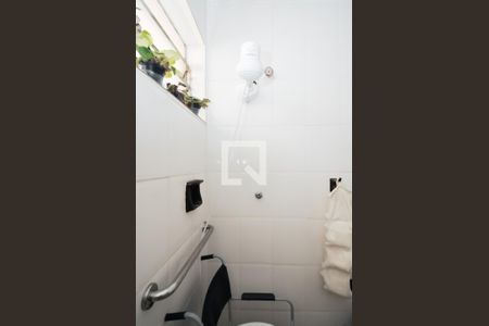 Casa à venda com 139m², 2 quartos e 3 vagas Casa à venda com 139m², 2 quartos e 3 vagasBanheiro Social