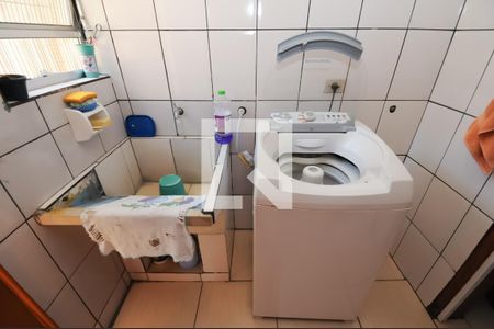 Casa à venda com 139m², 2 quartos e 3 vagas Casa à venda com 139m², 2 quartos e 3 vagasÁrea de Serviço