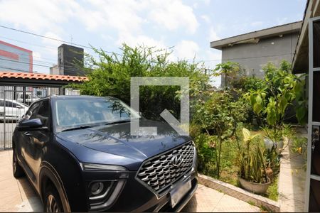 Casa à venda com 139m², 2 quartos e 3 vagas Casa à venda com 139m², 2 quartos e 3 vagasGaragem