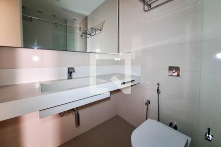 Apartamento para alugar com 112m², 3 quartos e 1 vaga Apartamento para alugar com 112m², 3 quartos e 1 vagaBanheiro Social
