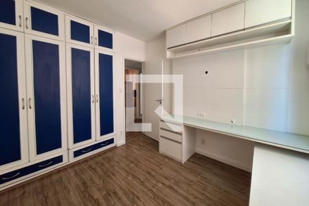 Quarto 1 de apartamento para alugar com 3 quartos, 112m² em Icaraí, Niterói